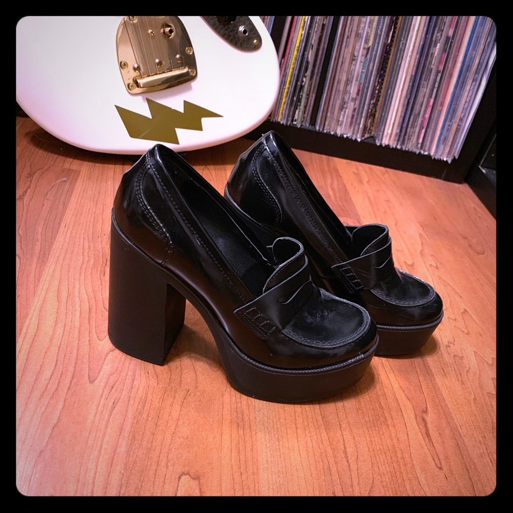 Chunky heel Steve Maddens